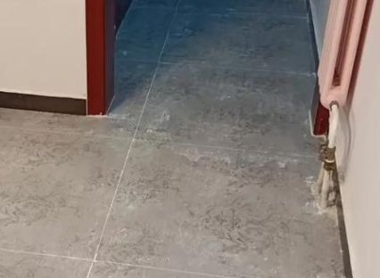 吉隆瓷砖空鼓维修公司分享下吉隆地砖空鼓了怎么办
